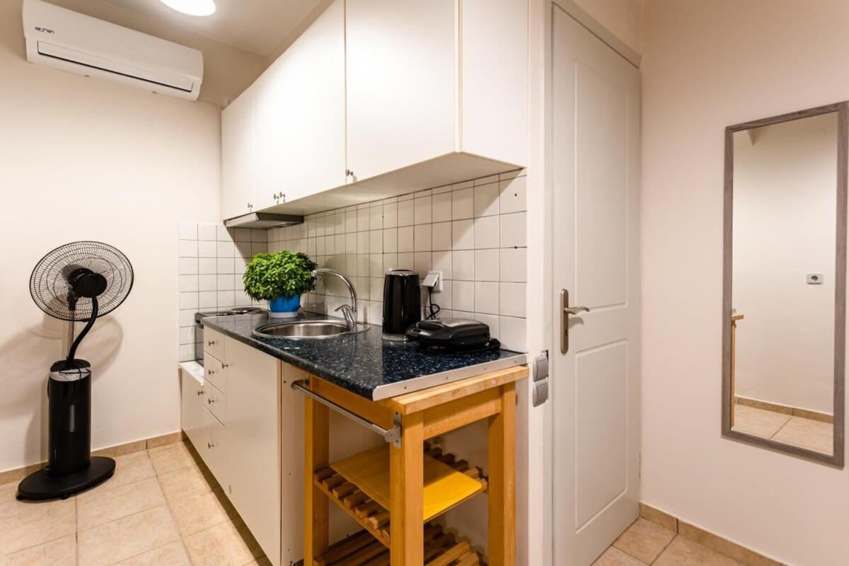 Kitries Summer Getaway - Eden Sandy Suite Kitriai Екстер'єр фото