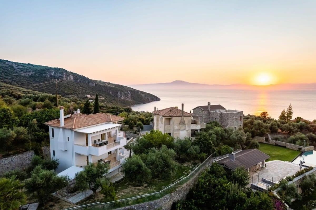 Kitries Summer Getaway - Eden Sandy Suite Kitriai Екстер'єр фото