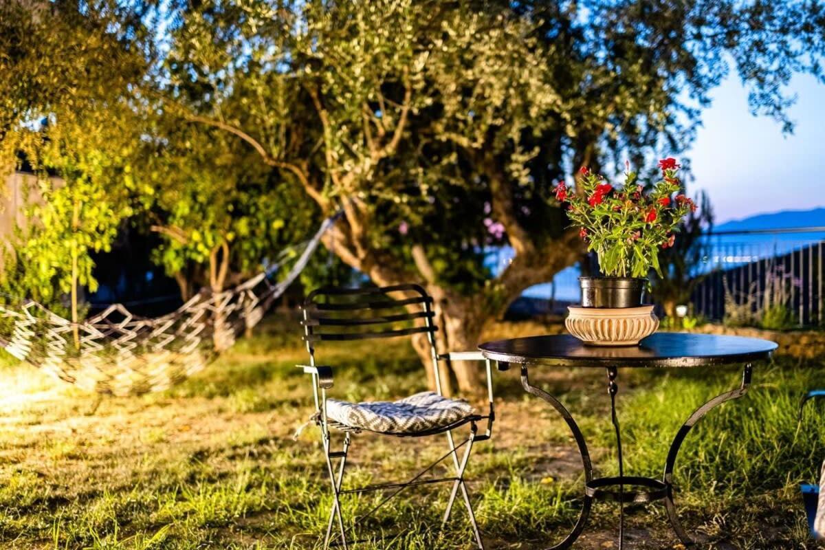 Kitries Summer Getaway - Eden Sandy Suite Kitriai Екстер'єр фото